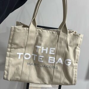 Marc Jacob’s Beige Large Tote Bag